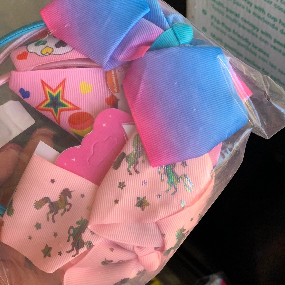 Little girls hair bands/bows/clips